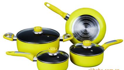 铝制不粘组合套装锅 现代厨房的实用利器